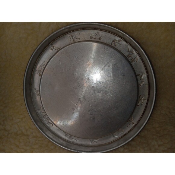 Vintage Aluminum Serving Snack Plate And Silverware Animals 6" Diameter Germany - Picture 7 of 9